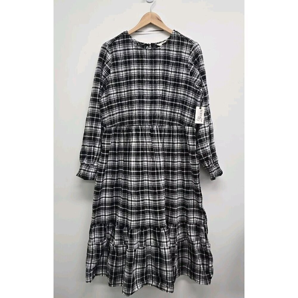 NEW Terra & Sky Womens Size 1X Tiered Peasant Dress Plaid Smocked Black White